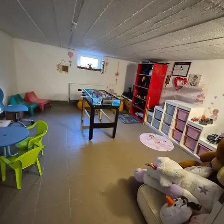 Georgi بيت للعطل فريلاسنغ